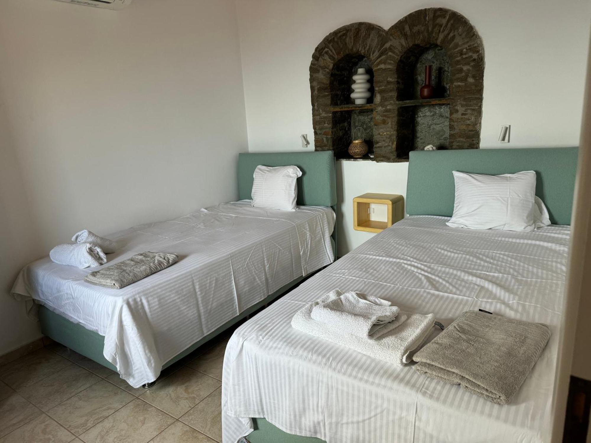Andros Escape Condos Korthio Dış mekan fotoğraf